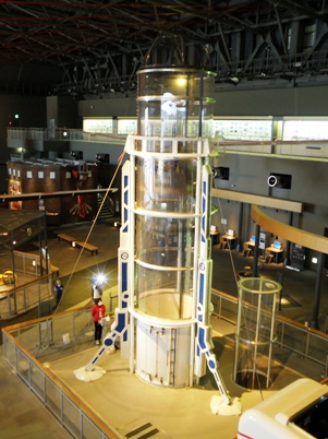 三沢航空科学館　無重力体験施設
