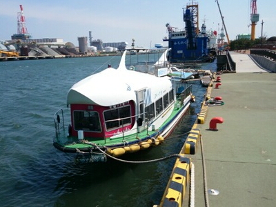 シャーク号　八戸市　観光遊覧船