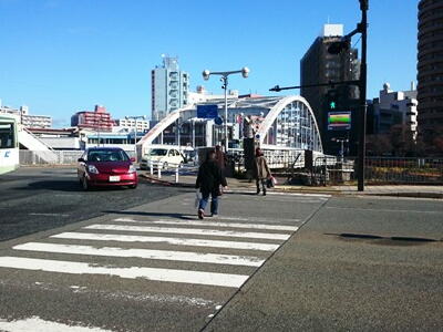 盛岡駅側から見た開運橋