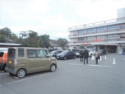 伏見稲荷大社の駐車場