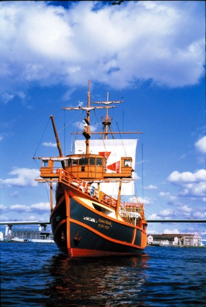 帆船型観光船サンタマリア