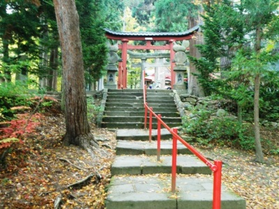 中野神社　三の鳥居