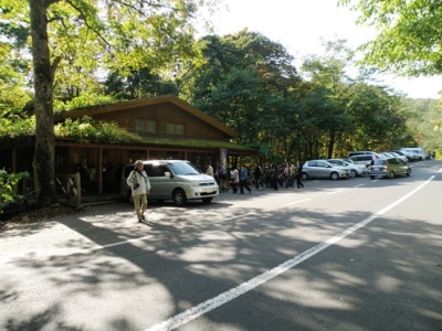 奥入瀬渓流　駐車場