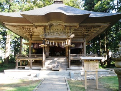 羽黒山の蜂子神社