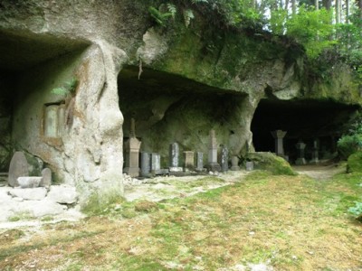 松島の洞窟群